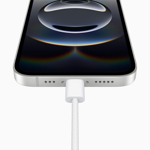 Second image of iPhone 16e